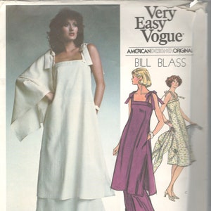 Vogue 1458 1970s Misses Day Evening Dress Tunic Skirt Pants and Shawl Pattern BILL BLASS Womens Vintage Sewing Pattern Size 14 Bust 36