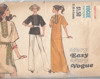 Vogue 7808 1970s Misses Pullover Tunic Dress Caftan Pattern Side Slits  Very Easy Womens Vintage Sewing Pattern Size Medium B 34-36 Or SM