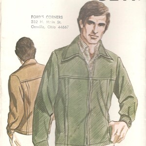 May include: A sewing pattern for a casual jacket. The pattern is for chest sizes 34-36-38-40. The pattern is from Kwik Sew and is designed by Kerstin Martensson.