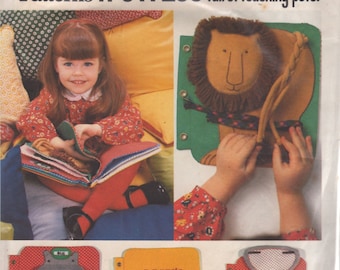 Vogue 511 1959 1970s Childs  ZOO Soft BOOK Boys Girls Vintage Sewing Pattern Teaches Snapping Braiding Button Numbers Animals Craft