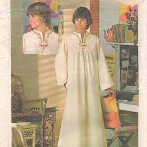 Butterick 4560 5729 1970s Bell Sleeve Pullover CAFTAN Pattern Womens Vintage Sewing Pattern Size 10 Bust 32