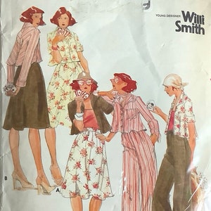 May include: A vintage sewing pattern featuring four women wearing different outfits. The pattern is for size 9 and is designed by Willi Smith. The pattern is titled "Buttenck The Fashion Line" and the number 4092 is printed on the top right corner.