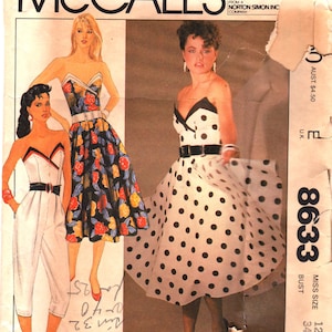 Puede incluir: Un patrón de costura vintage de McCall's para un vestido con estampado de lunares. El número del patrón es 8633 y la talla es 12, busto 34. El patrón es de Norton Simon Inc. Company.