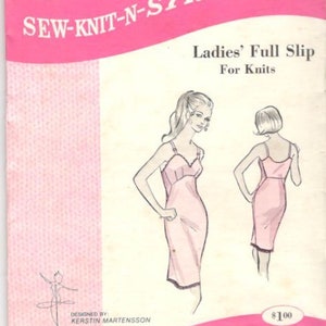 Sew Knit N Stretch 236 1970-talsmissar FULL SLIP Mönster Böjda sömmar Upphöjd midja Dam Vintage Symönster Storlek 8 10 12 Oklippt