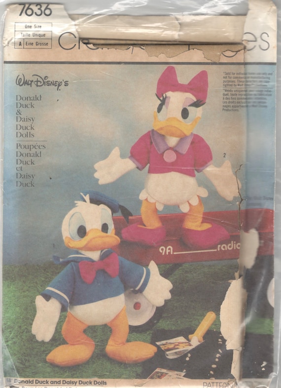 Simplicity 7636 1980s Walt Disneys Donald Duck and Daisy Duck