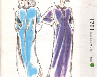 Kwik Sew 1781 1980s Misses Zip Front Robe Pattern Straight or Shaped Hem Womens Vintage Sewing Pattern Size xs s m l xl  Bust 31 - 45 UNCUT