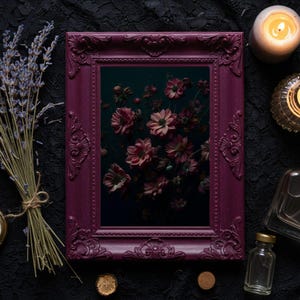 Gotische rosa Blumenwandkunst, dunkel türkisfarbener botanischer Druck, stimmungsvolle Blumengrafik für magisches Dekor, Dark Academia ästhetischer Kunstdruck