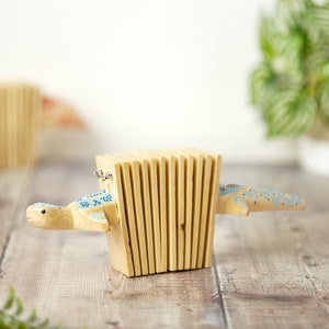 Gecko Animal Clacker Music Instrument Kokoriko Shaker Hand Percussion