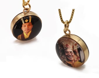 Colgante de foto de vidrio de dos caras personalizado en oro de 14 k/redondo de 20 mm
