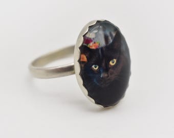 Personalized Sterling Silver Photo Ring - Scalloped Edge