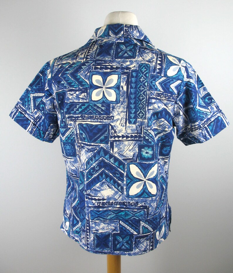 Vintage 60s Mens Tiki Style Shirt L in blues by Surf King