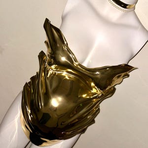 Złoty Gorset Ciążowy Rzeźba Brzucha – Unikalny Ręcznie Robiony Strój Ciążowy – Luksusowe Oświadczenie Haute Couture dla Eleganckich Sesjach Zdjęciowych