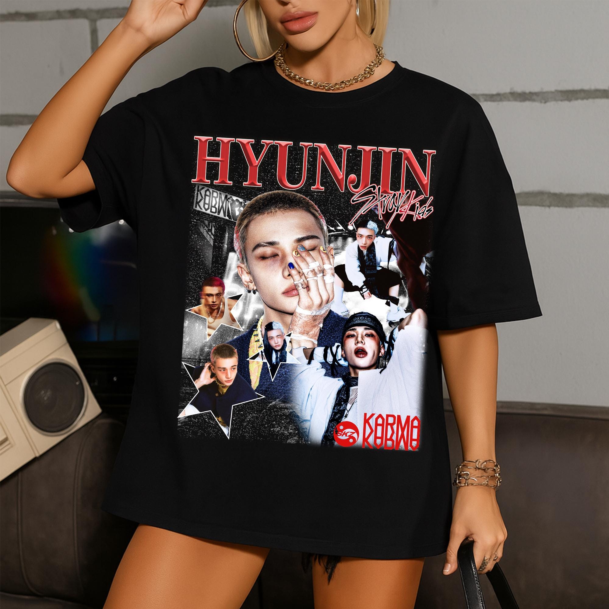 アイドル UNIFORM T-SHIRT Hyunjin Hyunjin Retro 90s Bootleg T-shirt, KPOP T-shirt and Gift for