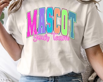 Mascota personalizada y tu equipo (Png), diseño de escuela universitaria, espíritu escolar personalizado (Png), mascota personalizada (Png), espíritu de equipo, neón desgastado (Png)