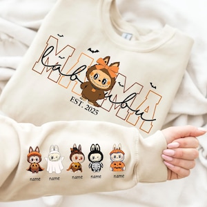 Mamãe de Halloween personalizada com nomes de crianças no design da manga, mãe de boneca monstro engraçada PNG, nova mãe PNG, fantasma de Halloween PNG, abóbora PNG