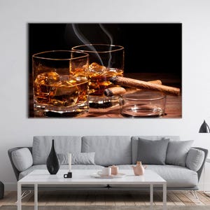 Tela artistica da parete con whisky e sigari, poster da bar scuro con bicchieri e fumo, decorazione per la stanza da uomo o per la stanza del gentiluomo per gli amanti del whisky più audaci.