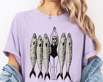Sardiner och flicka grafisk t-shirt – La Dolce Vita italiensk topp