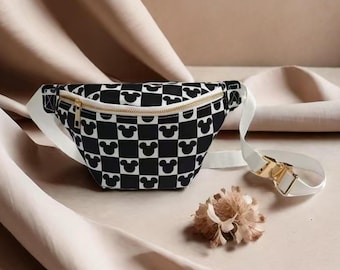 Black & White Checkered Nylon Fanny Pack: Jumbo Disneyland Accessory