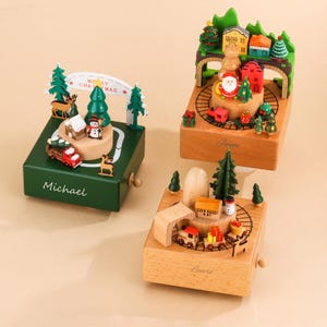 Personalized Wooden Christmas Music Box: Engraved Holiday Keepsake