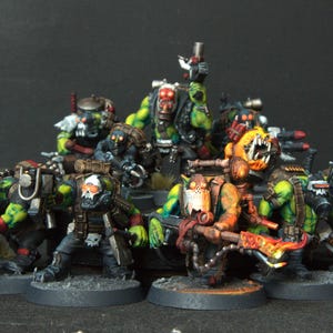 Pro Painted Grimmdark Ork Kommandos for 40k kill team Goff Clan