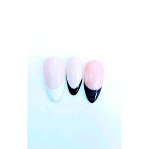 Custom French Tips | Luxury Reusable 10pc Press On Nail Set UK