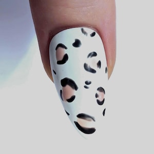 Custom Leopard Print Nails | Luxury Reusable Press On Nails | 10pc Animal Print Set UK