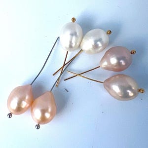 Rare Tear Drop pearls Natural Color! 9-10 mm Freshwater Cultured Pearl for Design Jewelry Project-matched pair for earring NEW