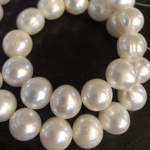 11-12mm A-AA Off round Freshwater Pearl Large hole 2.2mm 3mm Potato Pearl Ivory White 7&#39;&#39; half Strand 15pc genuine pearl beads #RS3008LH