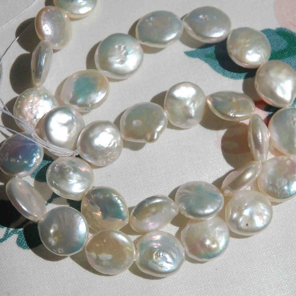 7.5" half strand AA quality Luster  Ivory White 12-14mm Genuine Freshwater Coin Pearl  15 Pc  NEW Back decent quality
