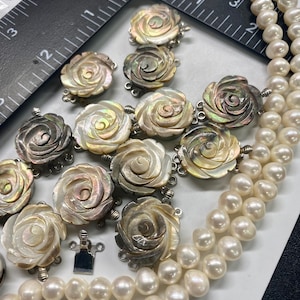 Clasp for Three strands design, 30mm Rose Flower clasp Made by mother of pearl, carved shell clasp for pearls-----PRomotion for designers