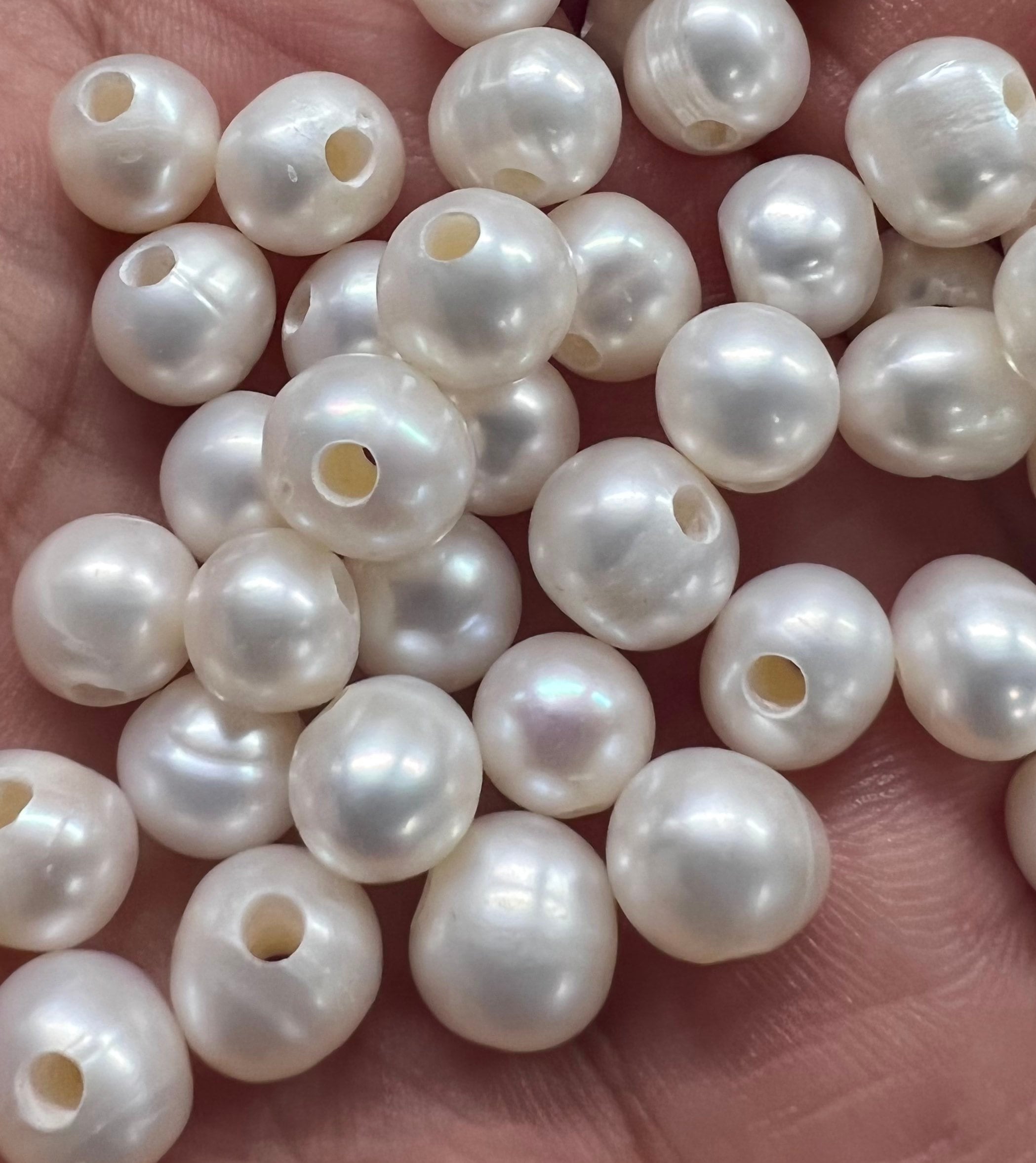 Freshwater Cultured Half-Drilled 4–4.4mm Round Pearl White A-Grade