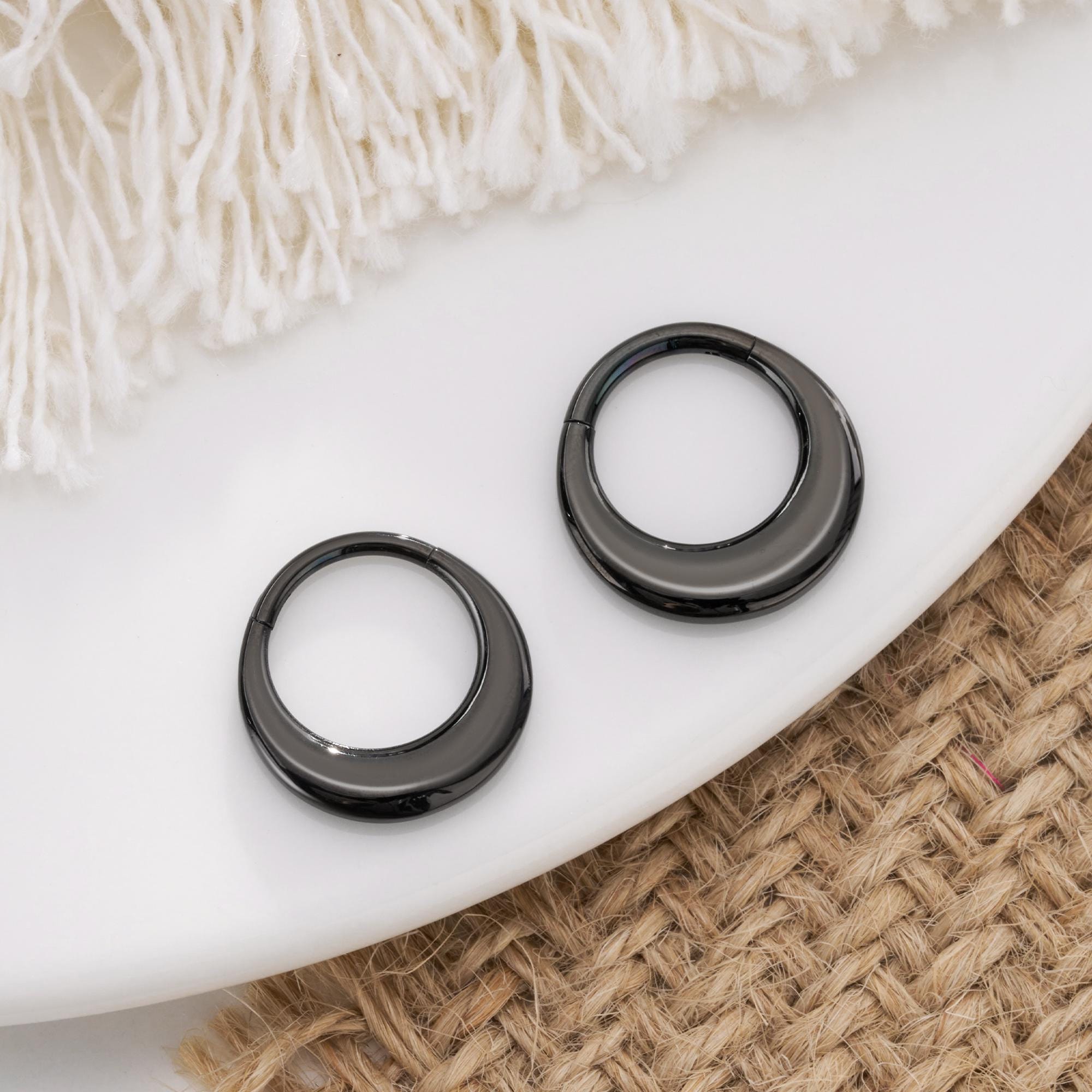 16G 14G Cute Black Septum Hoop/Minimalist Nose Septum Ring 8MM 10MM/Nose Piercing Septum Hoop/Septum Clicker/Hoop Clicker/Black Friday
