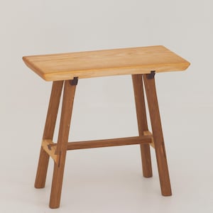 Solid wood stool / end table / unique piece, handcrafted / shaker style, Japanese, Scandinavian
