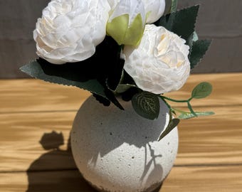 Artificial White Peony Arrangement – “Pure Serenity” – Faux Floral in White-Brown Textured Vase, Modern Home or Gift Decor