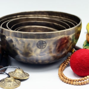 Singing Bowl Full Moon Chakra Notes Sets of Seven From Nepal -Tibetan Singing Bowl-Meditation-Mindfulness-Yoga-Healing Bowls