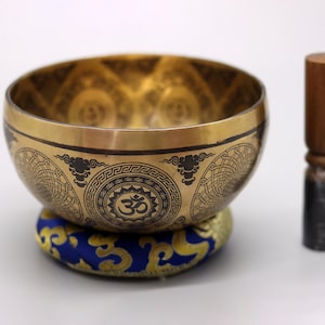 G Note OM Mandala Etching 6 Inches Singing Bowl-Tibetan Singing bowl From Nepal, Healing Bowls , Bowl Sets