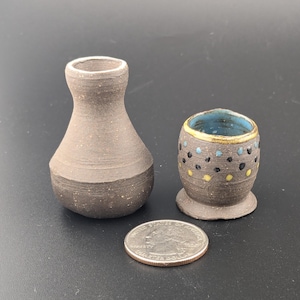 Miniature pots, tiny ceramic vase, mini dollhouse furniture, cute little jars, handmade novelty, rustic miniature clay pots, hand painted