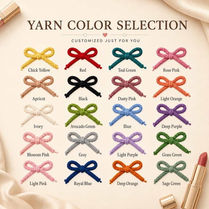Puede incluir: Una tabla de selecci&oacute;n de colores de hilo con veinte peque&ntilde;os lazos tejidos en varios colores, cada uno etiquetado con su nombre, incluyendo Chick Yellow, Red, Teal Green, Rose Pink, Apricot, Black, Dusty Pink, Light Orange, Ivory, Avocado Green, Blue, Deep Purple, Blossom Pink, Gray, Light Purple, Grass Green, Light Pink, Royal Blue, Deep Orange y Sage Green.