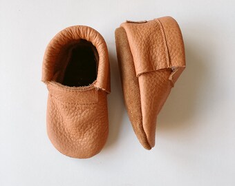 Baby Shoes Basic Moccs Pumpkin Spice, baby first shoes, leather Baby Slipper, toddler Soft Sole Shoe, Leather Sole, Elastic Hidden Ankle