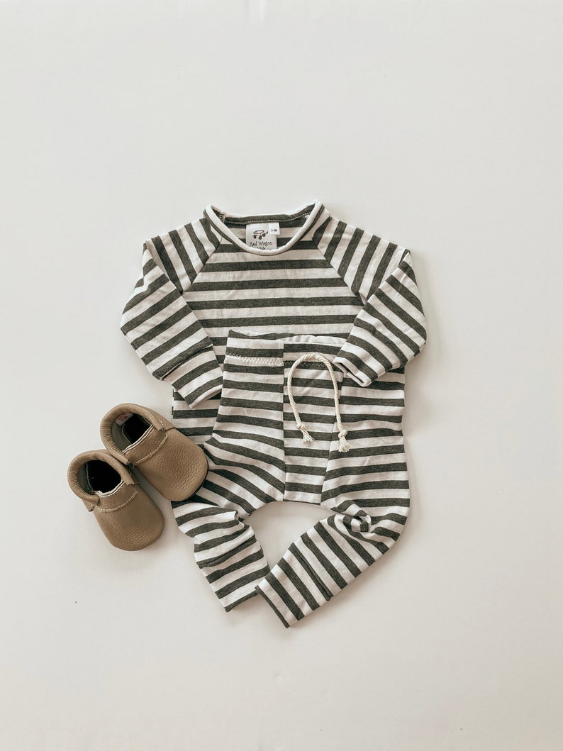 Charcoal Stripe Cotton Baby Joggers Outfit newborn boy, coming home outfit baby boy, toddler joggers, baby boy joggers set, baby clothes image 2