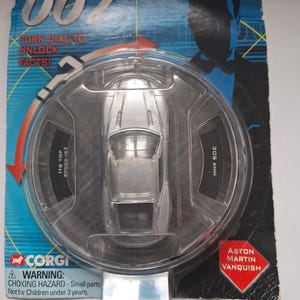 Voiture Corgi Diecast - James Bond 007 - Aston Martin Vanquish - Réf TY95202