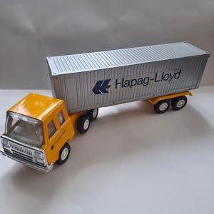 Vintage HAPAG-LLOYD KY Steel Roder Die Cast Container Truck #3352
