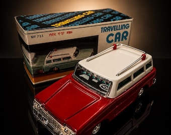 Rare Candy Red Station Wagon Car Tin Friction Toy MF 731 -made in china