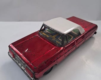 希少な1960年代の赤いブリキのおもちゃの車：MF 962 フリクション