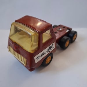 Vintage 1970&#39;s Tiny Tonka Toy Pressed Steel Semi Tractor Truck Metallic Brown