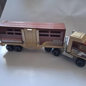 Vintage 1980 Tonka Cattle/Horse Truck + Semi Truck - made in Mexico