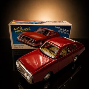 Modern Sedan MF 234 ブリキ製ミニカー 2台セット Modern Sedan MF 234 ブリキ製ミニカー 2台セット Modern Sedan MF 234