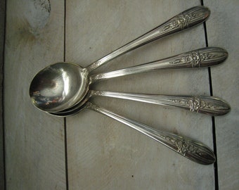 William Rodgers 1941 Triumph soup spoons