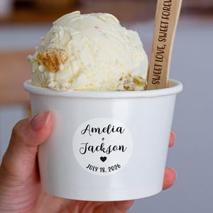 8 Ounce White Ice Cream Cup With Wooden Spoon/Custom Wedding Serving Bowl/Personalized Charcuterie Cups with Round Labels for Weddings