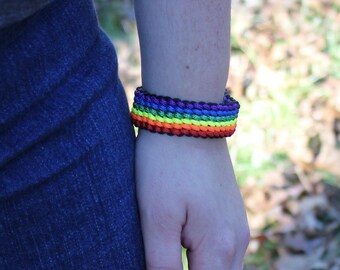 Pride Flag Paracord Bracelet, LGBTQ Rainbow LGBT